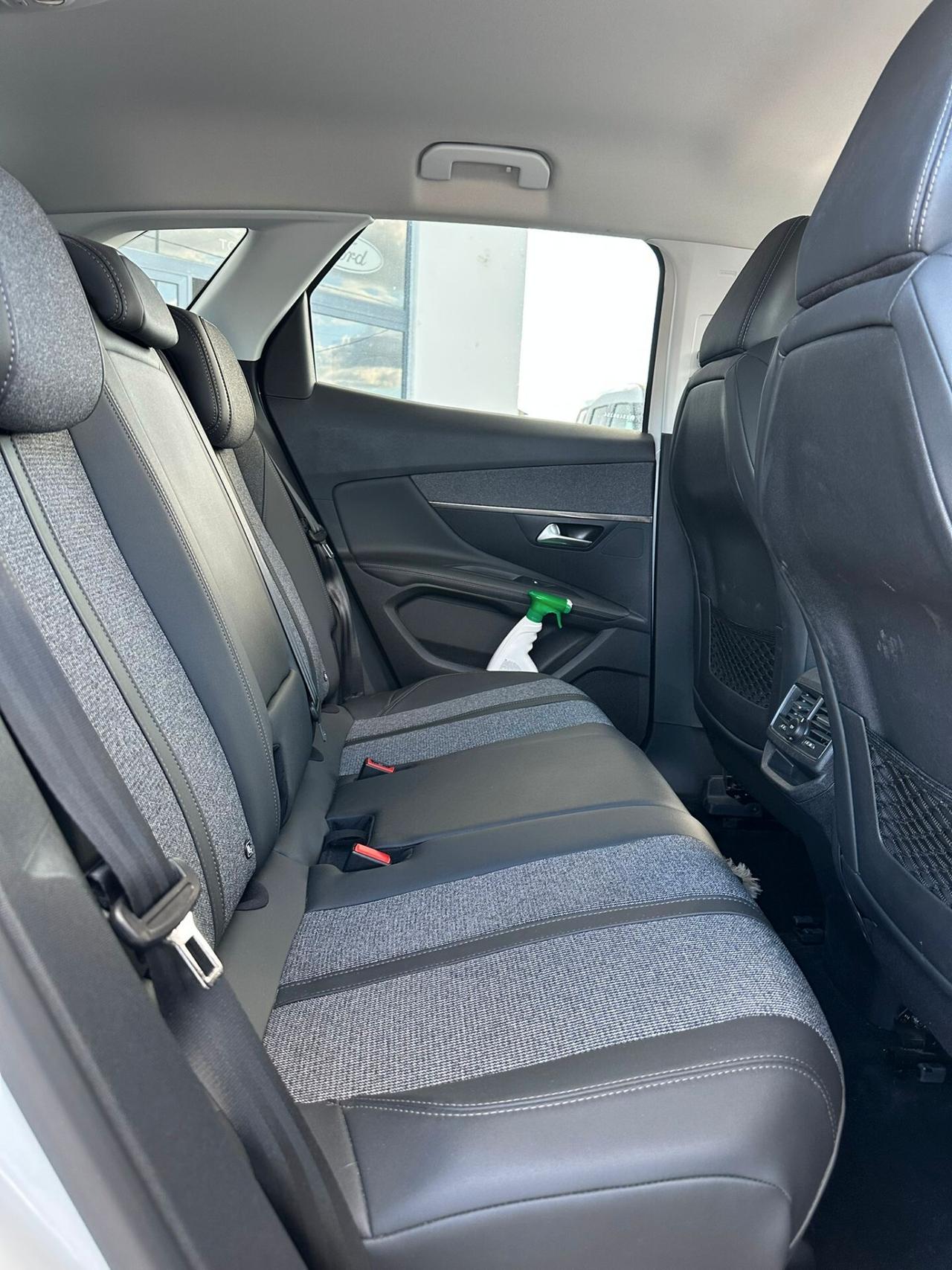 Peugeot 3008 BlueHDi 130 S&S Allure