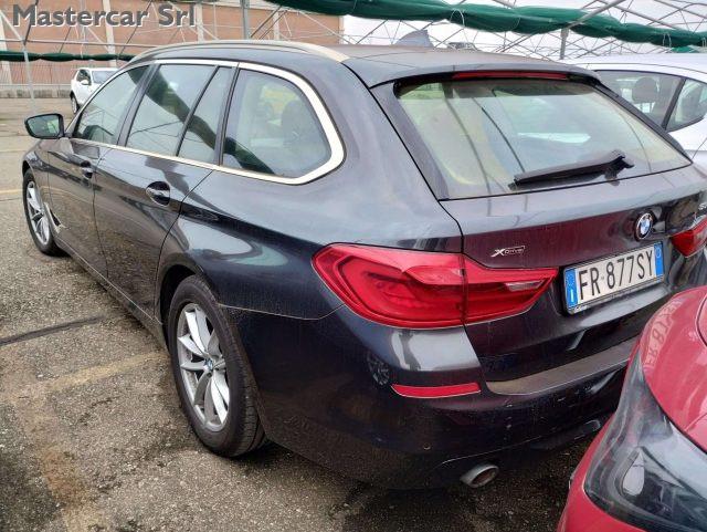 BMW 530 530d Touring xdrive Business PELLE 265cv - FR877SY