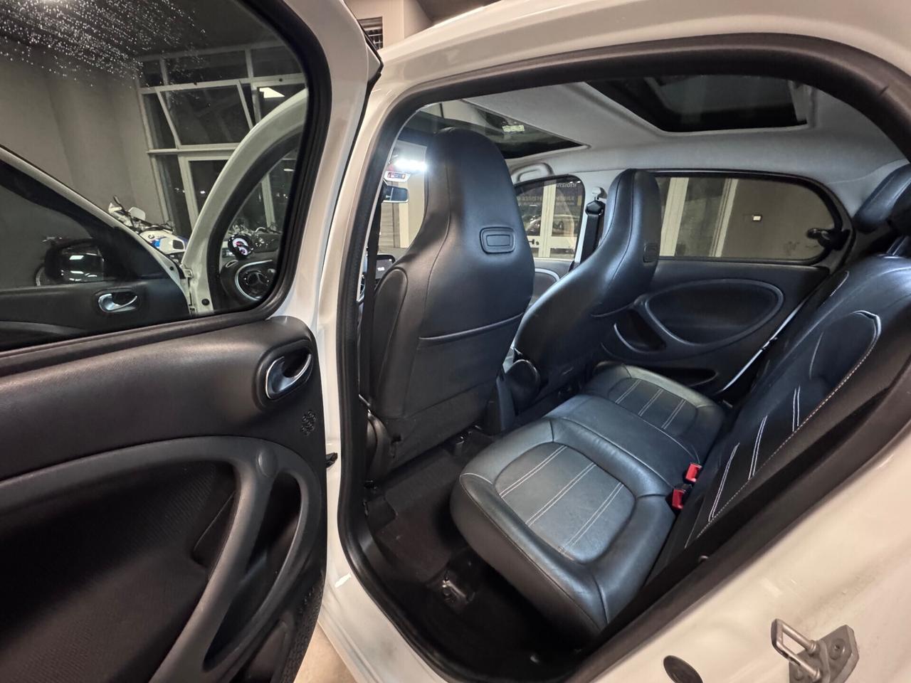 SMART FOR FOUR 900 BENZINA AUTOMATICA PASSION