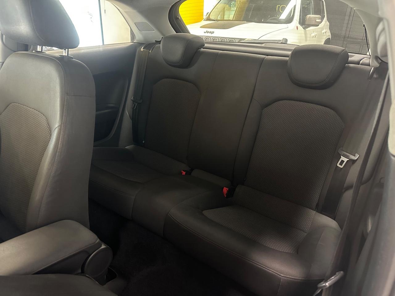 Audi A1 1.6 TDI S line edition