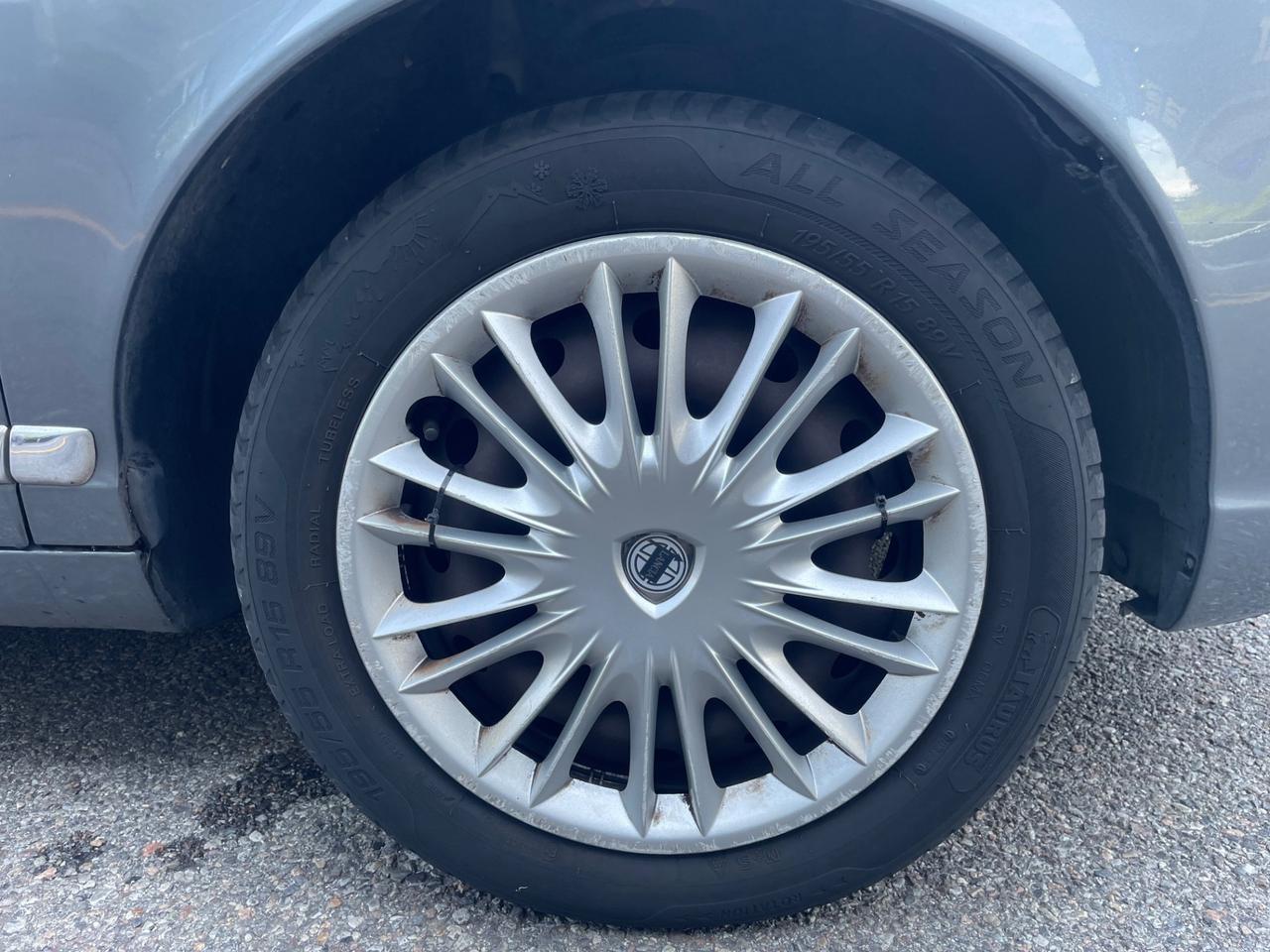 Lancia Ypsilon 1.2 Oro*Neopatentati*