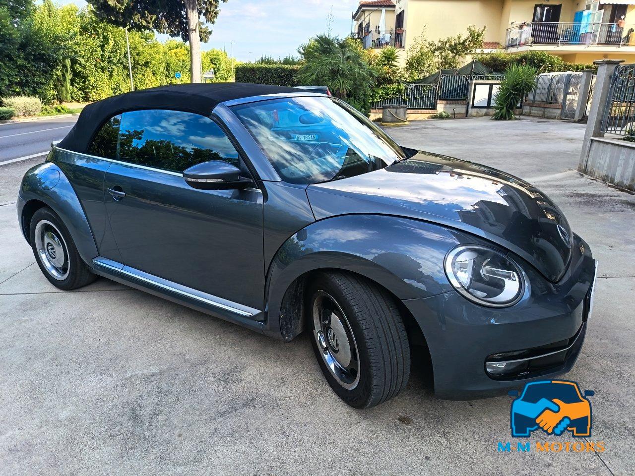 Volkswagen Maggiolino Cabrio 1.6 tdi Design 105cv dsg