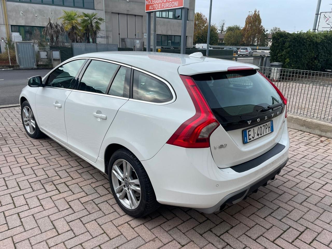 Volvo V60 D3 Summum 2.0cc 163cv