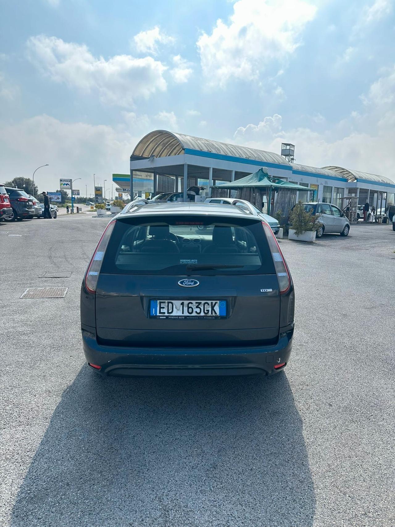 Ford Focus 1.6 TDCi (110CV) 5p. Tit. DPF