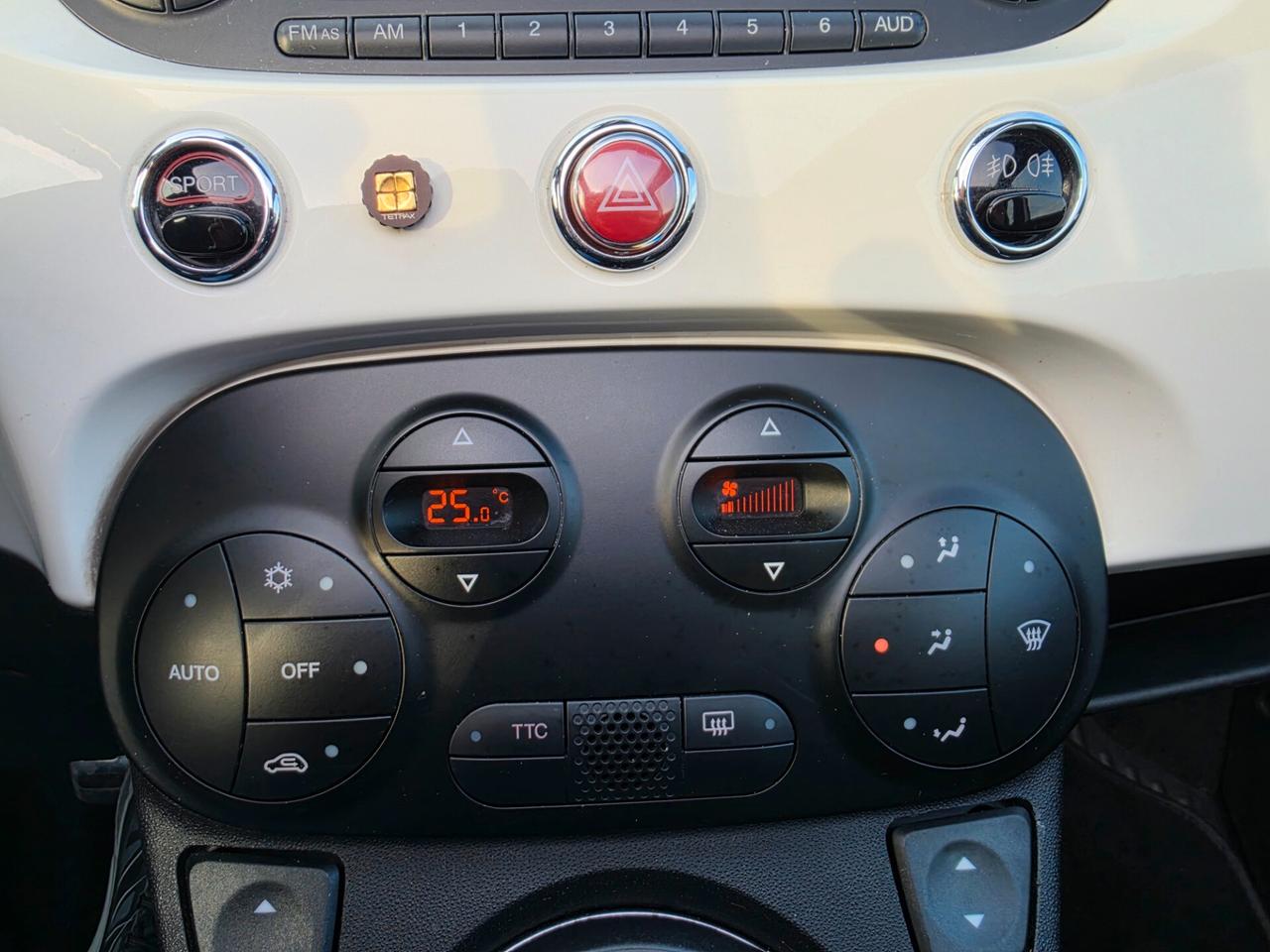 Abarth 500 C 1.4 Turbo T-Jet MTA