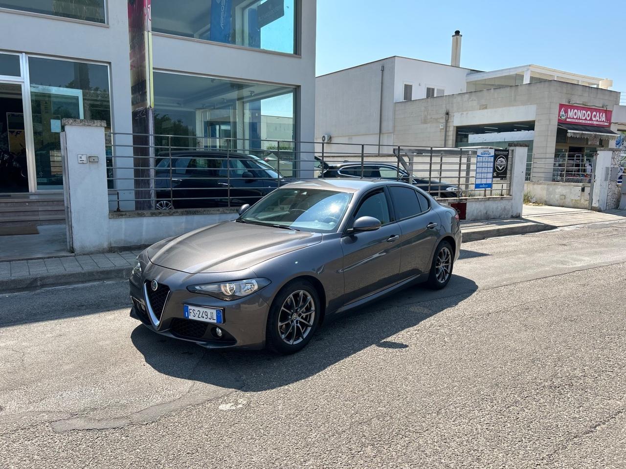 Alfa Romeo Giulia 2.2 Turbodiesel 180 CV Super