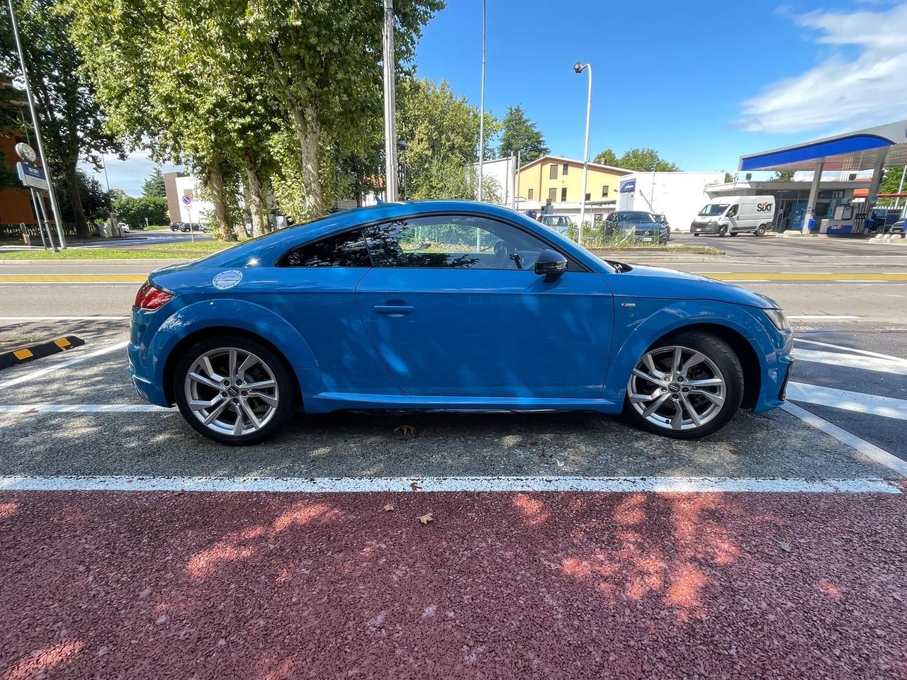 Audi TT S Line 2.0 40 TFSI #7645