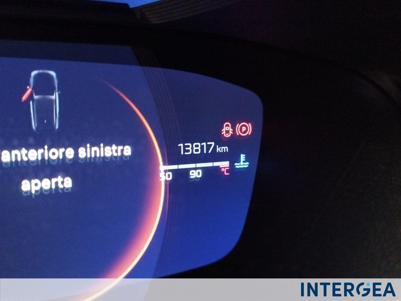 PEUGEOT 2008 1.2 hybrid GT 145cv e-dcs6