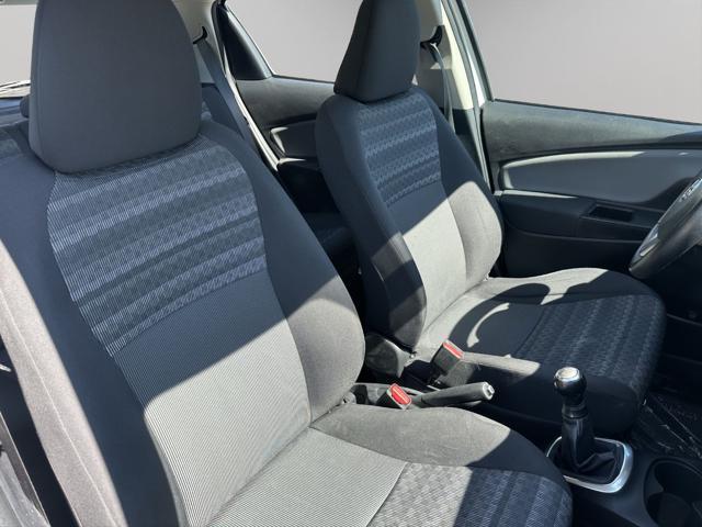 TOYOTA Yaris 1.0 5 porte Active