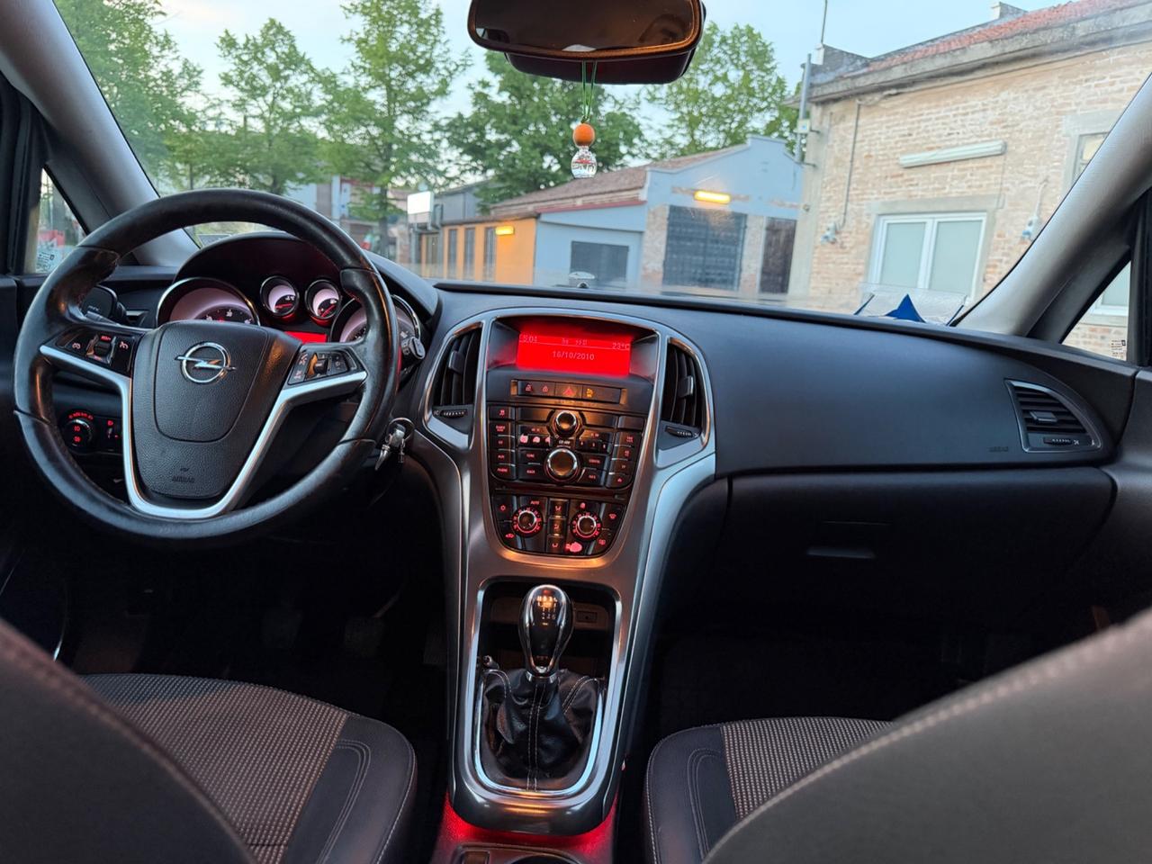 Opel Astra 1.7 CDTI 110CV Sports Tourer Cosmo