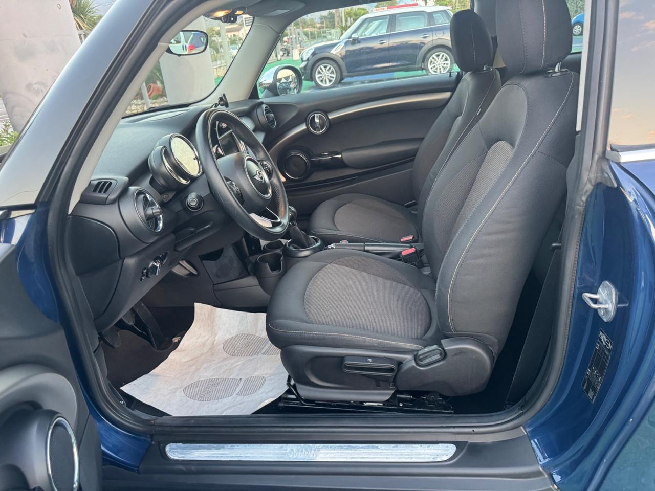 Mini 1.5 One D Business XL