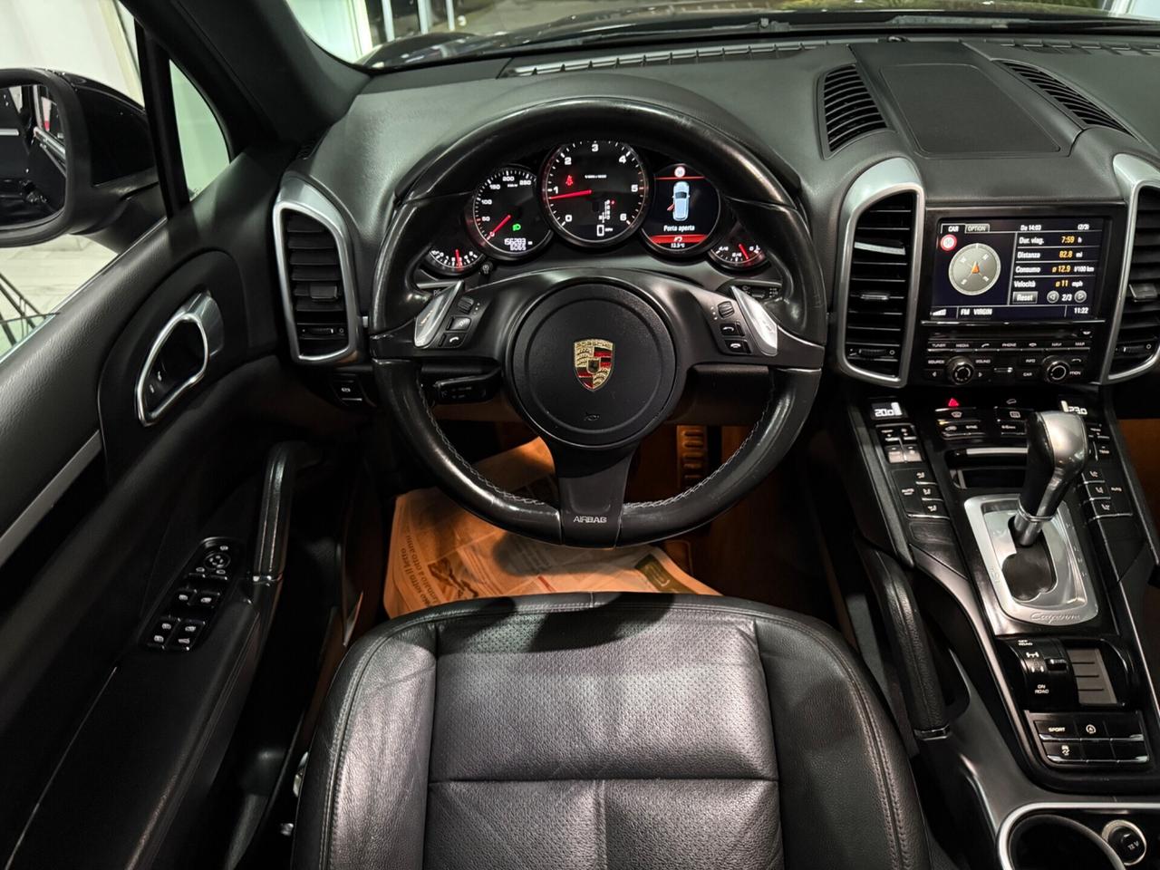 Porsche Cayenne 3.0D245cv PLATINUM ED. DA VETRINA2014