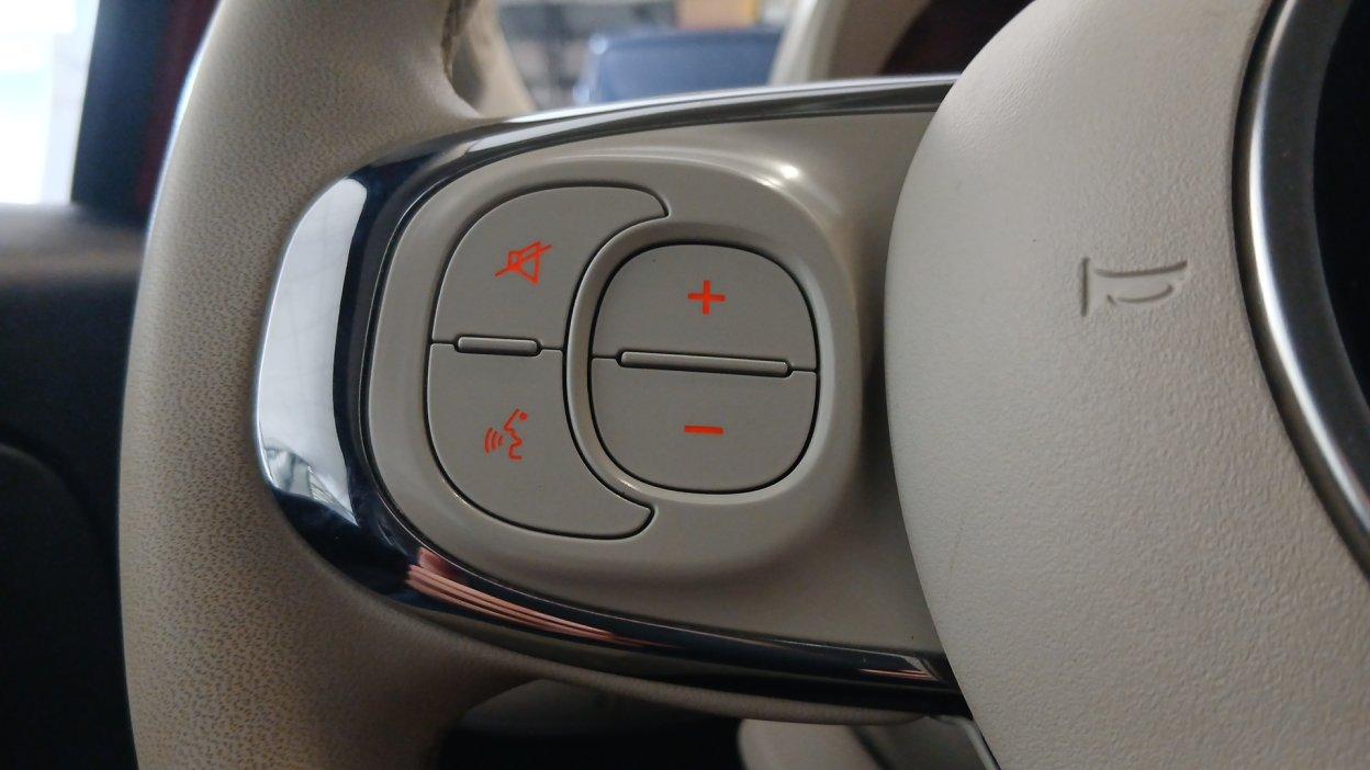 FIAT 500 (2015-2024) - 500 1.0 Hybrid Red