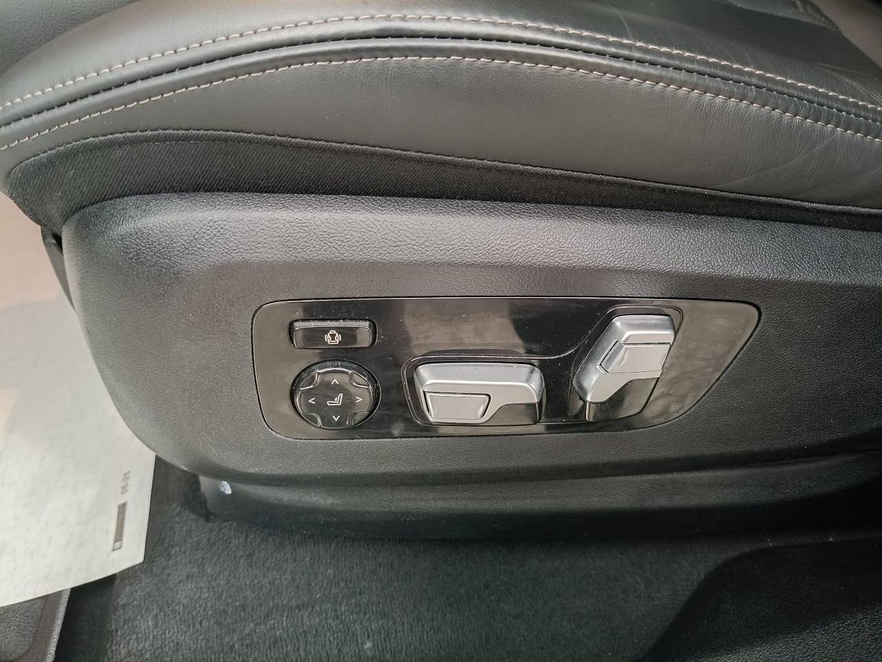 BMW X6 G06 - X6 xdrive30d mhev 48V Msport auto