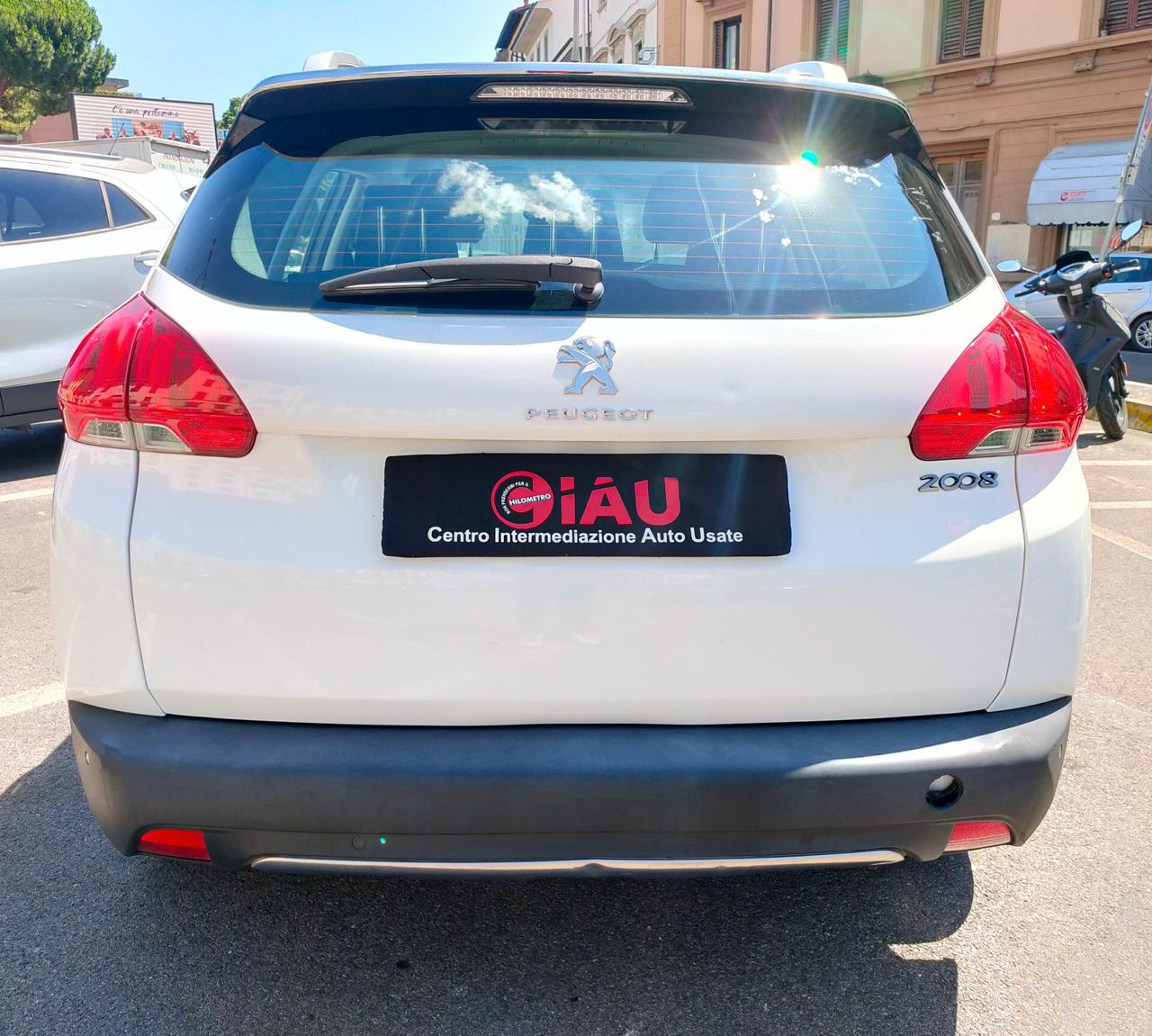 Peugeot 2008 PureTech 82 Allure