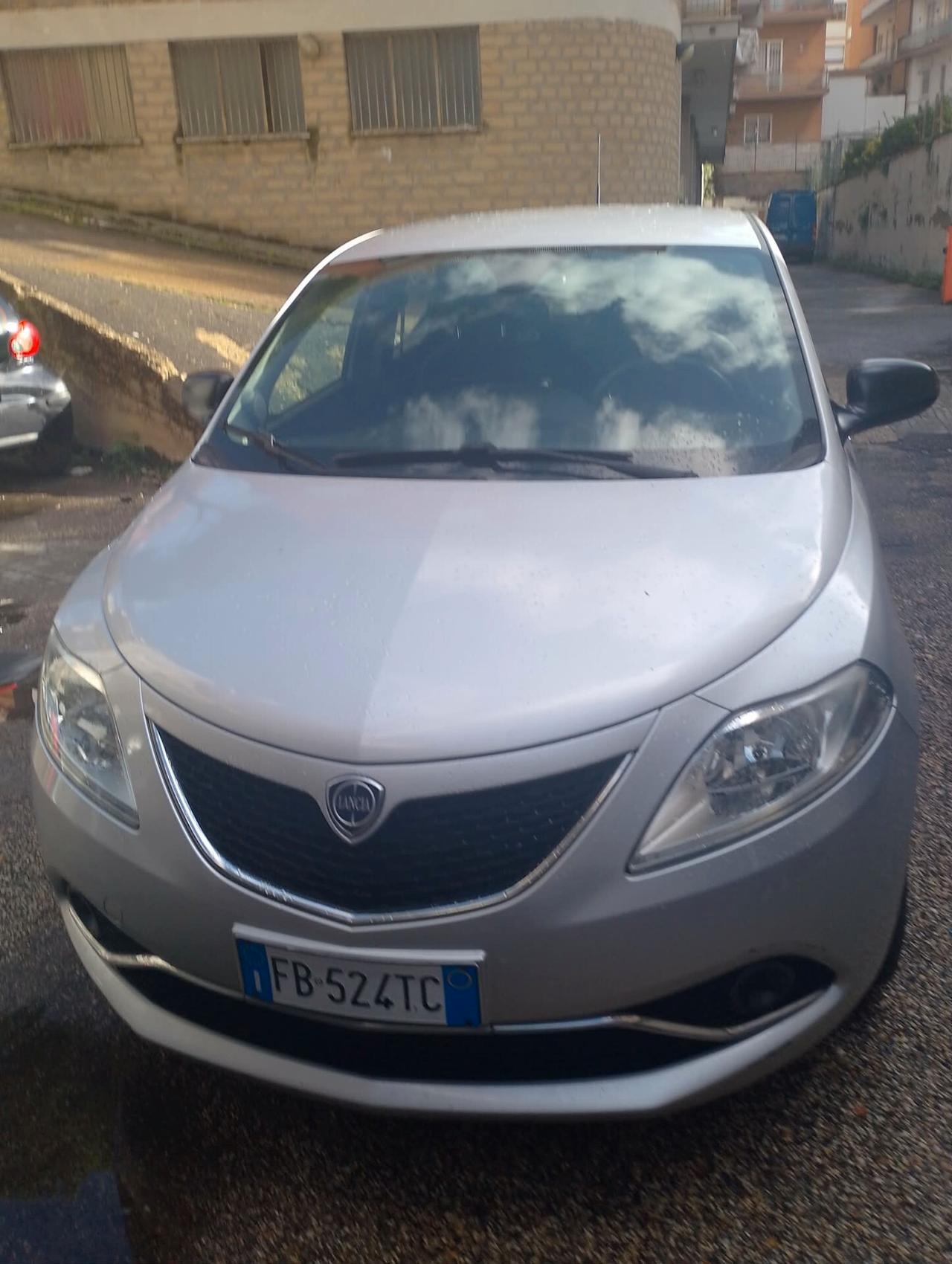 Lancia Ypsilon 1.2 69 CV 5 porte Elle