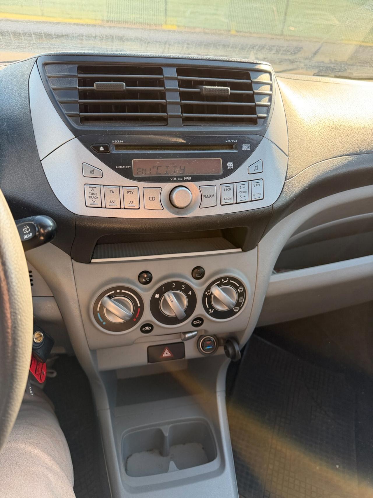 Nissan Pixo 1.0 5 porte Active