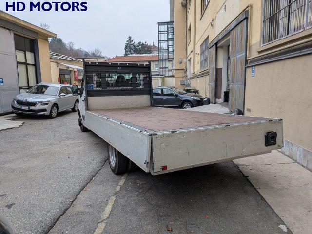 RENAULT MASTER T35 2.3 dCi/130 PL cassone 440 gemellato