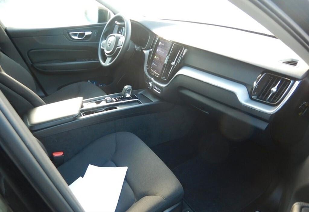 Volvo XC 60 XC60 2.0D 197CV B4 GEARTRONIC AWD BUSINESS ( FARI LED - COCKPIT NAVI SENSORI POST. )
