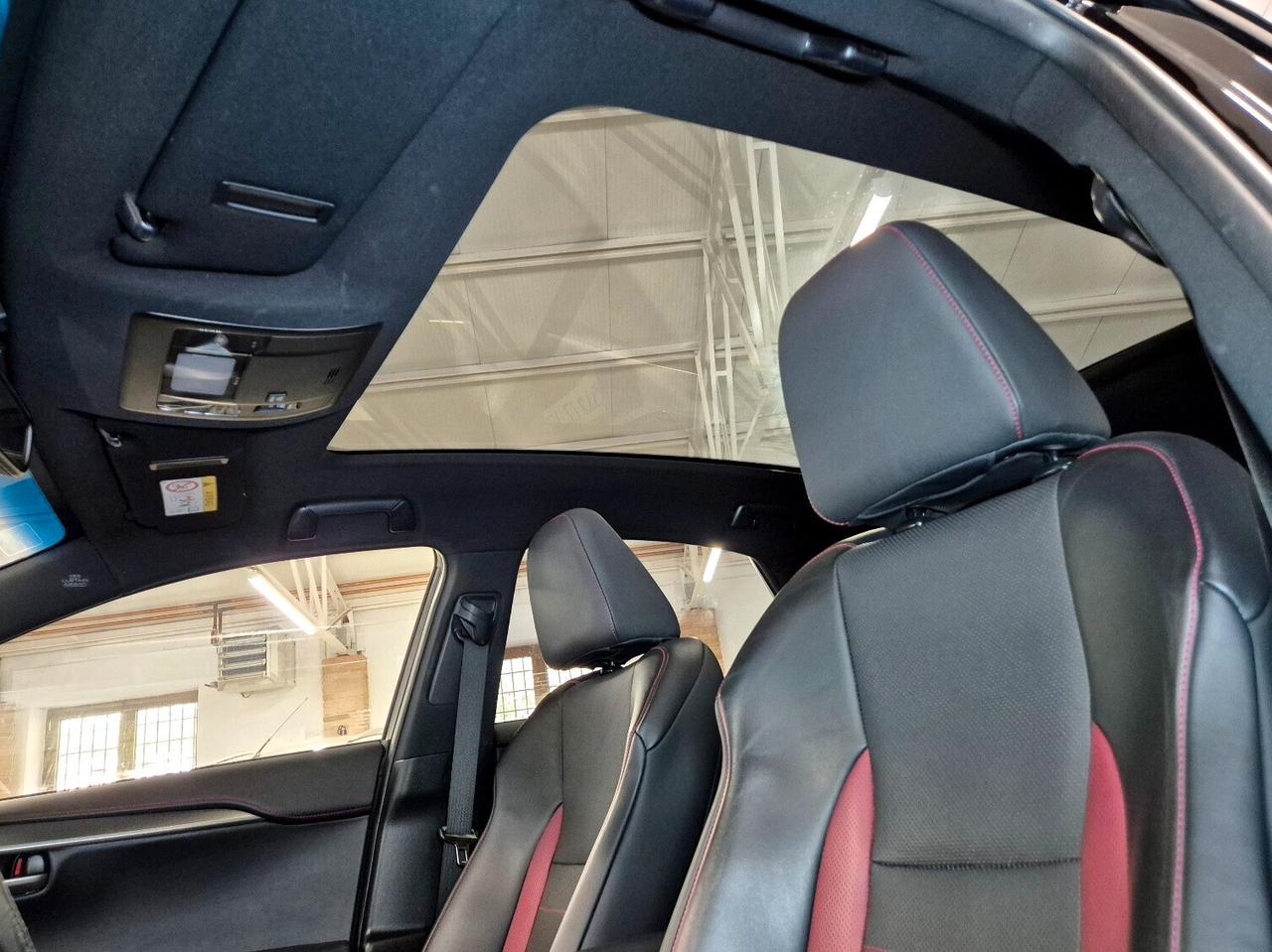 Lexus NX 300h Hybrid 4WD F-Sport