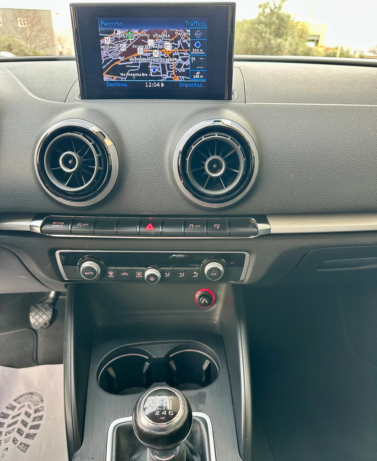 Audi A3 SPB 1.6 TDI ultra Attraction