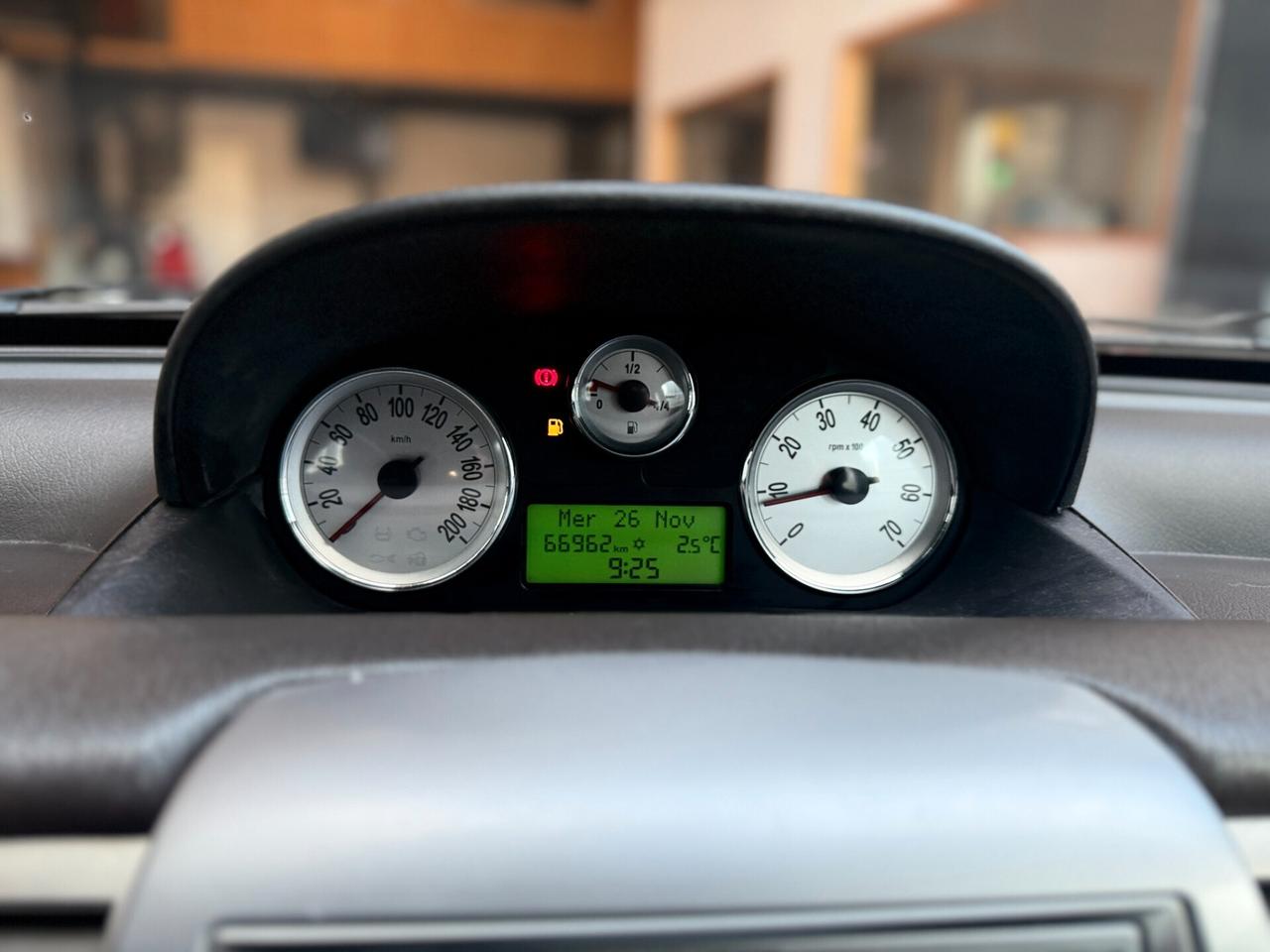 Lancia Ypsilon 1.2 8V Argento 60cv