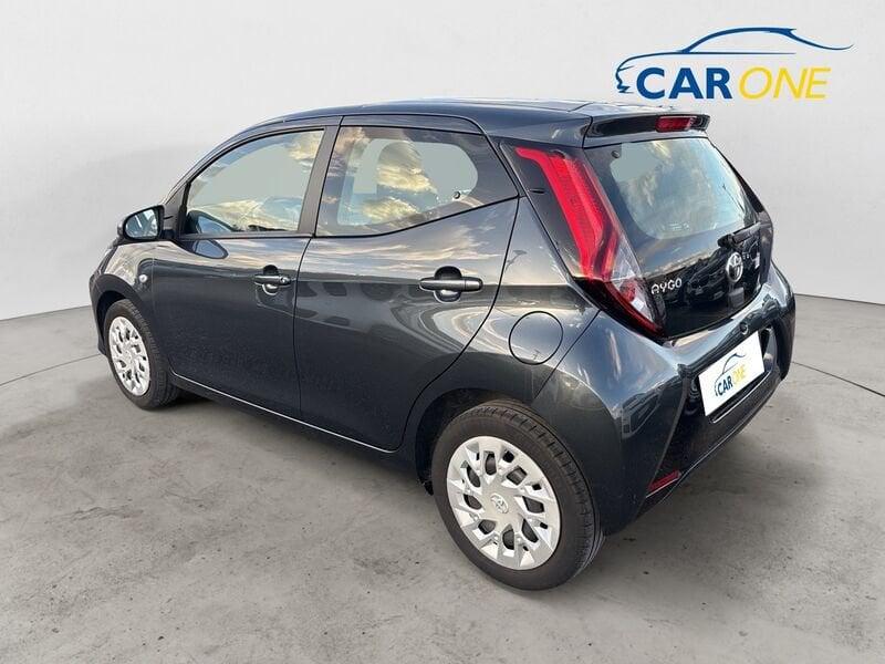 Toyota Aygo 1.0 VVT-i 72 CV 5p. x-business