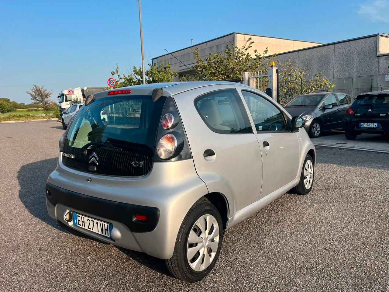Citroen C1 1.0benz solo 27.000 km !!!!!!!!