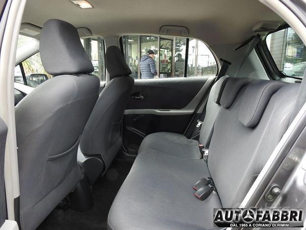 TOYOTA - Yaris - 1.3 5p.CLIMA 4 CIL. CD HI FI
