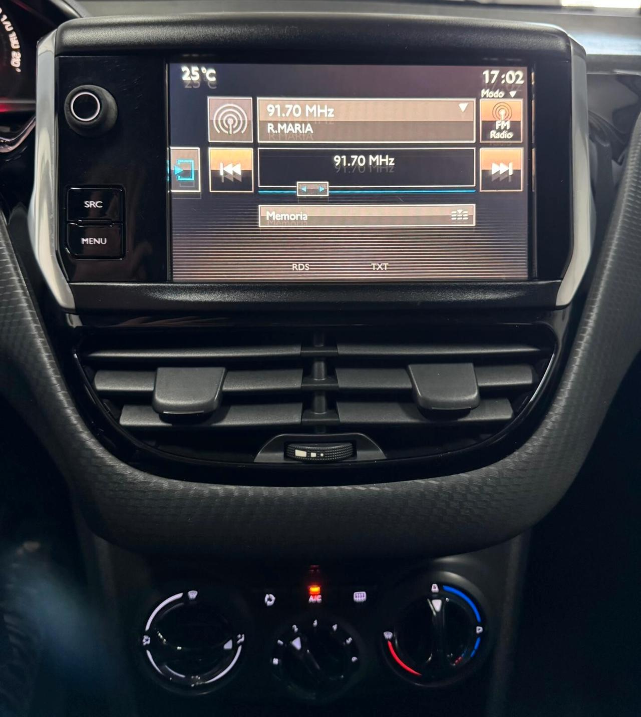 Peugeot 2008 BlueHDi 100 Allure
