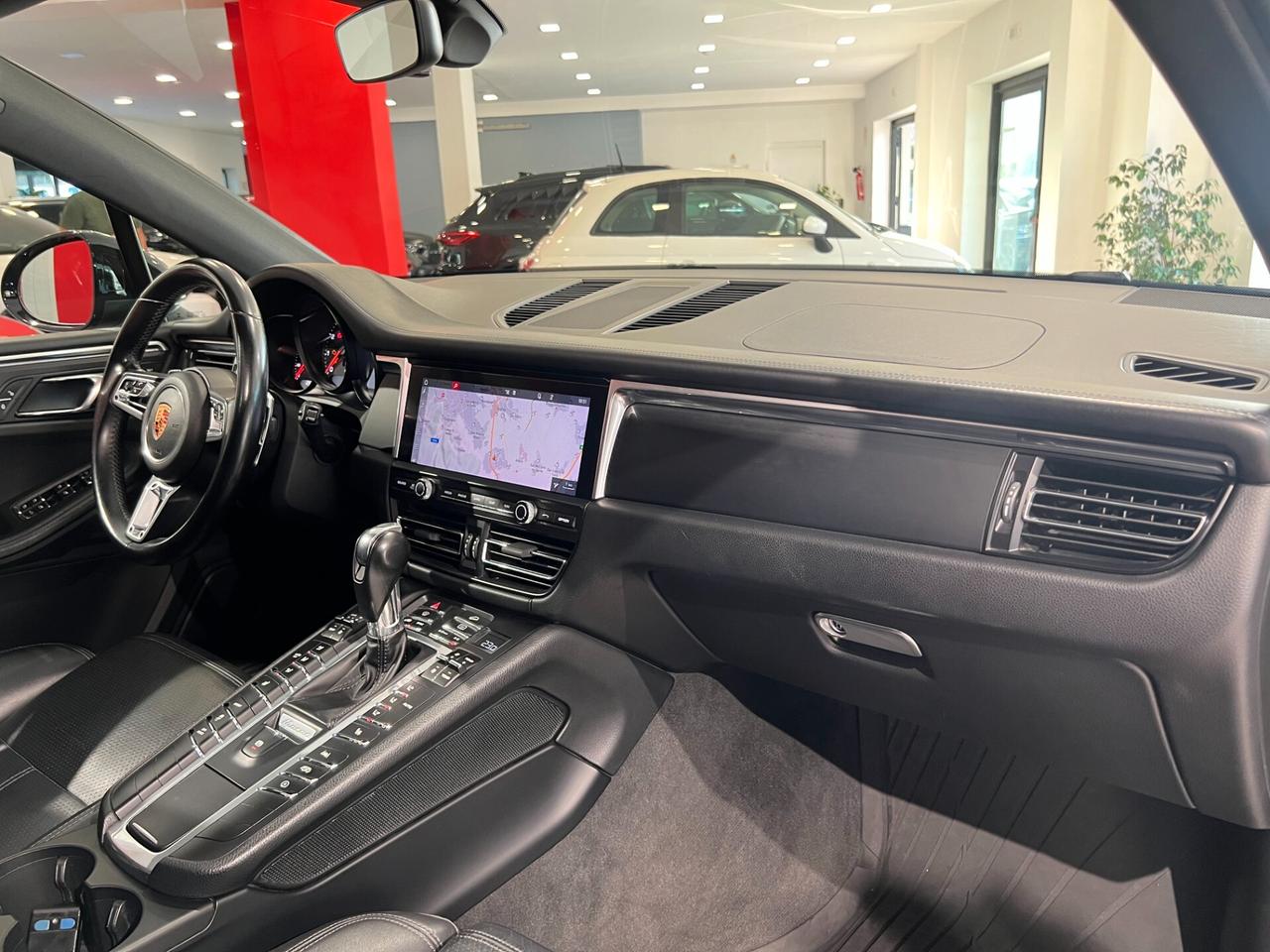 Porsche Macan 2.0 TETTO