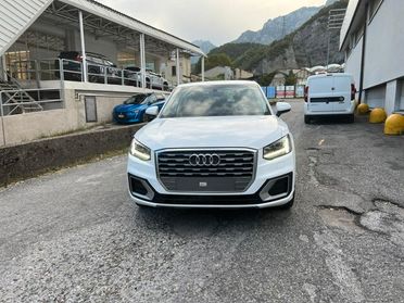 Audi Q2 35 TFSI SPORT-66000KM-APPLECAR-SENSORI