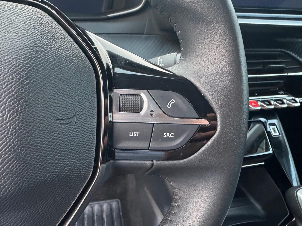 Peugeot 208 1.2cc PureTech 100cv S&S Allure