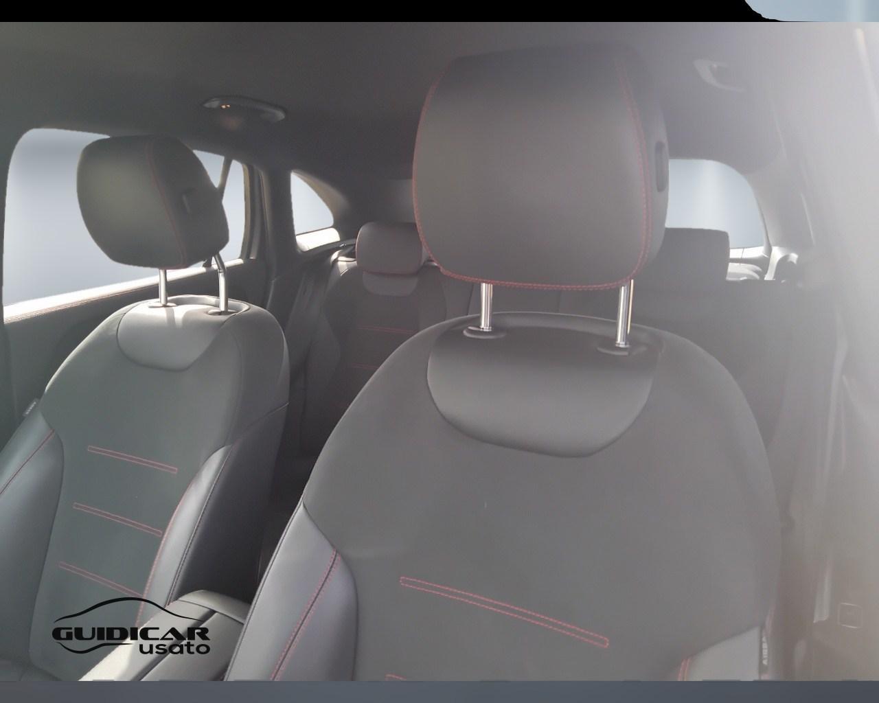 Mercedes-Benz GLA-H247 2020 - GLA 180 d Premium auto