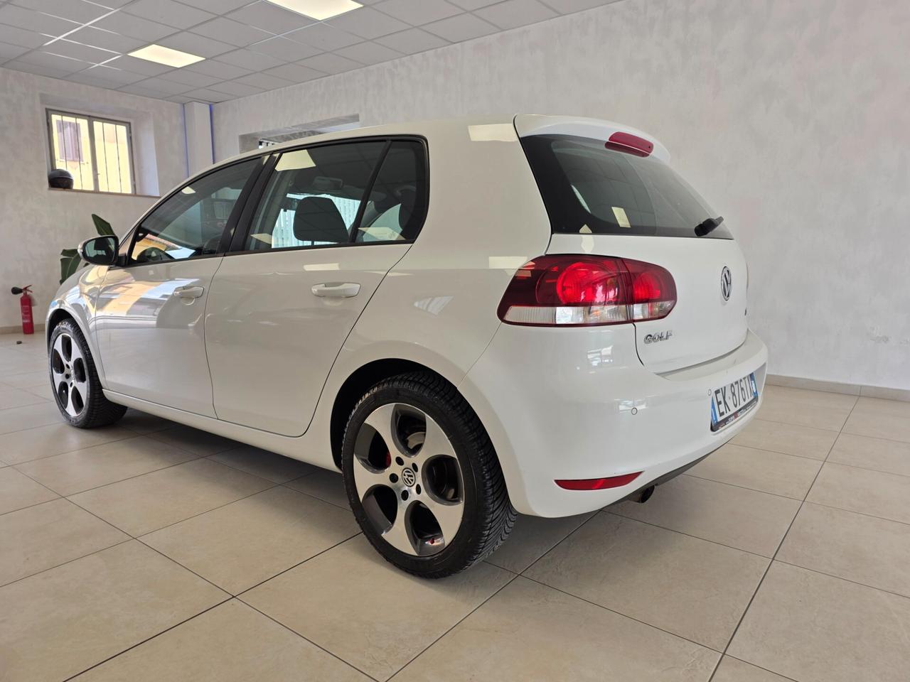 Volkswagen Golf 1.6 TDI DPF 5p. Highline
