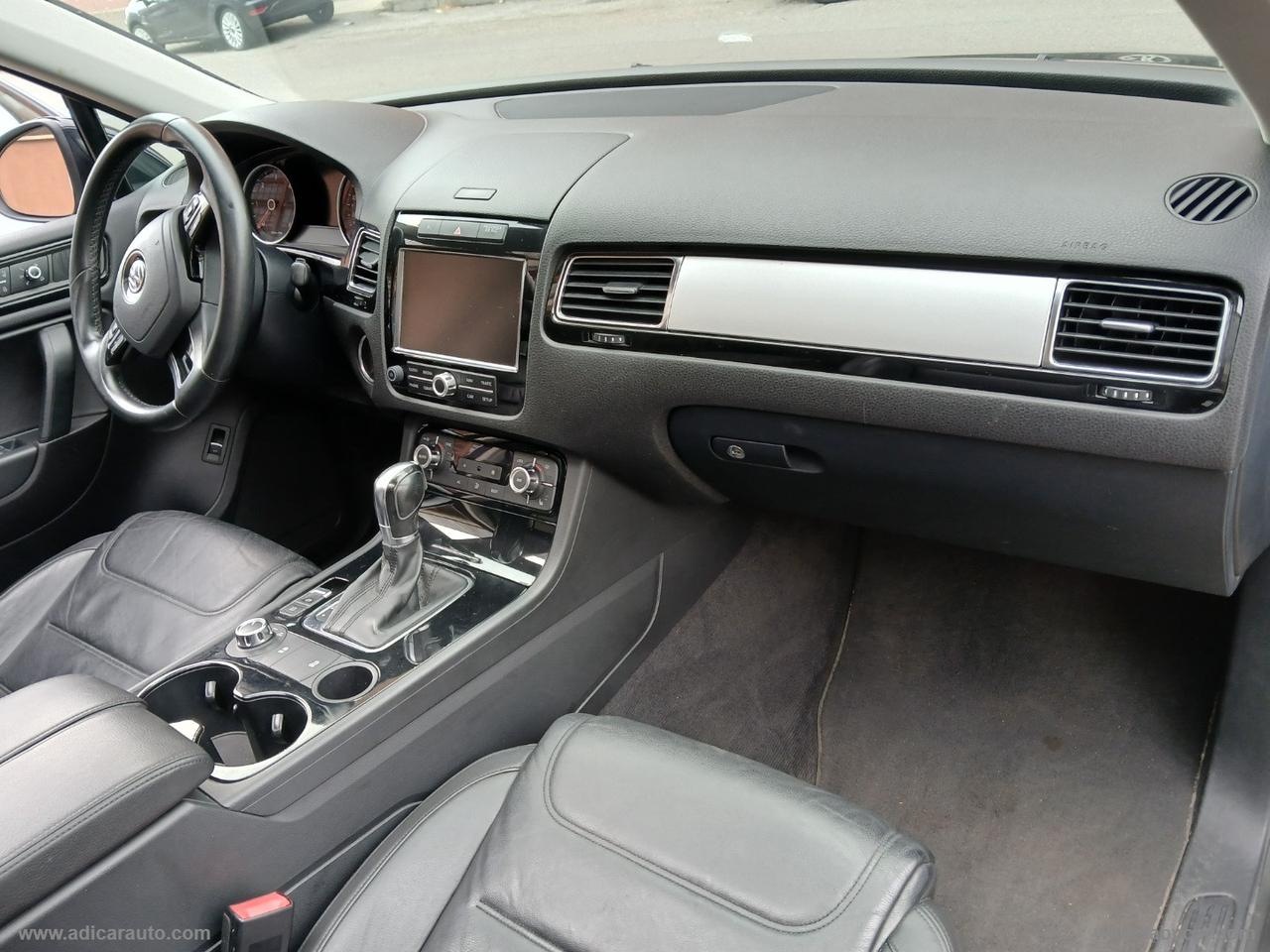 VOLKSWAGEN Touareg 3.0 TDI 245 CV tiptronic