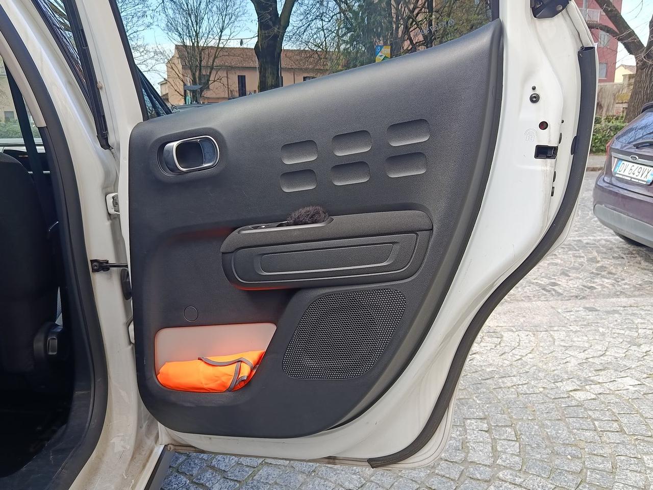 Citroen C3 Shine Pack 1.2 PureTech 110 #9985