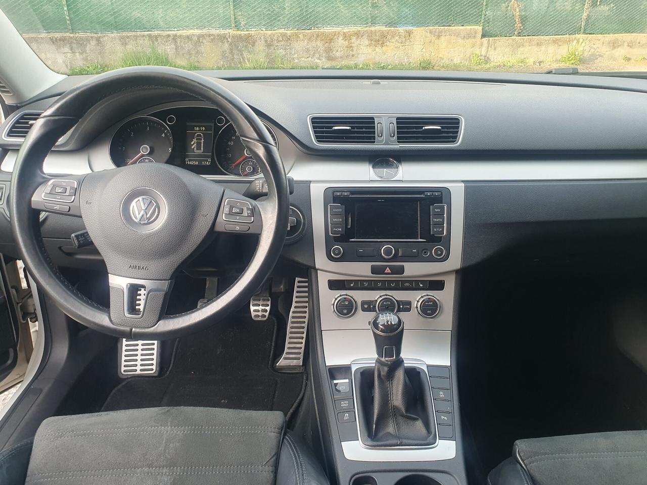 VOLKSWAGEN PASSAT 1.6TDI 105CV VARIANT