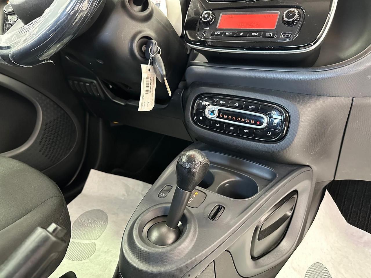 Smart ForTwo 70 1.0-AUTOM-NO VIMCOLO FINANZIAMENTO-2017