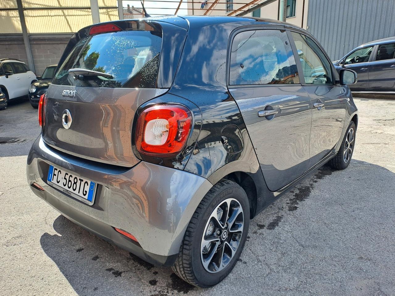 SMART FORFOUR 1.0 BENZINA *OK NEOPATENTATI* E6