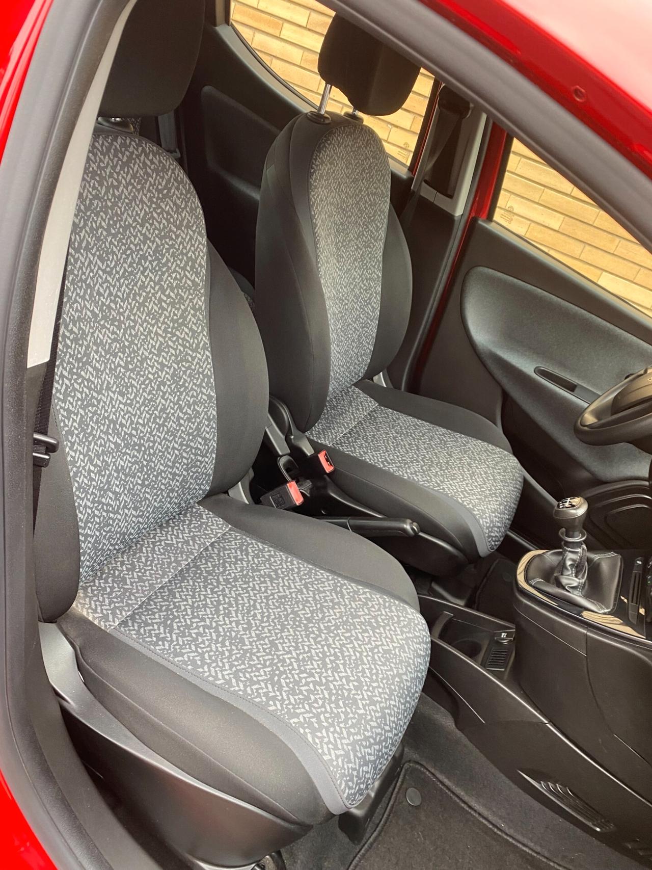 Lancia Ypsilon 1.2 69 CV 5 porte S&S Gold hybrid ecochic