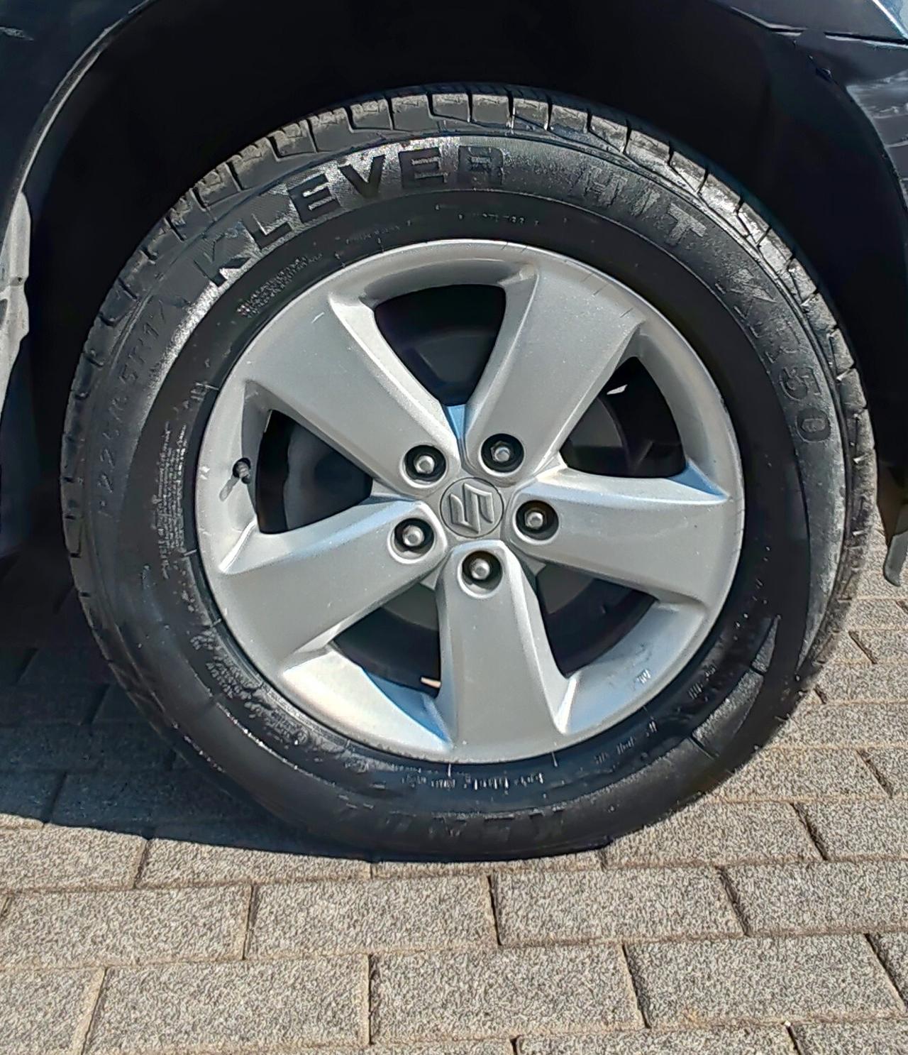 Suzuki Grand Vitara 1.9 DDiS 5P Executive Crossover