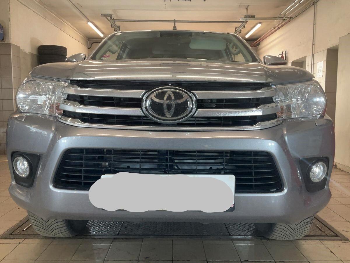 Toyota Hilux 2.4 D-4D 4WD 2 porte Extra Cab Comfort