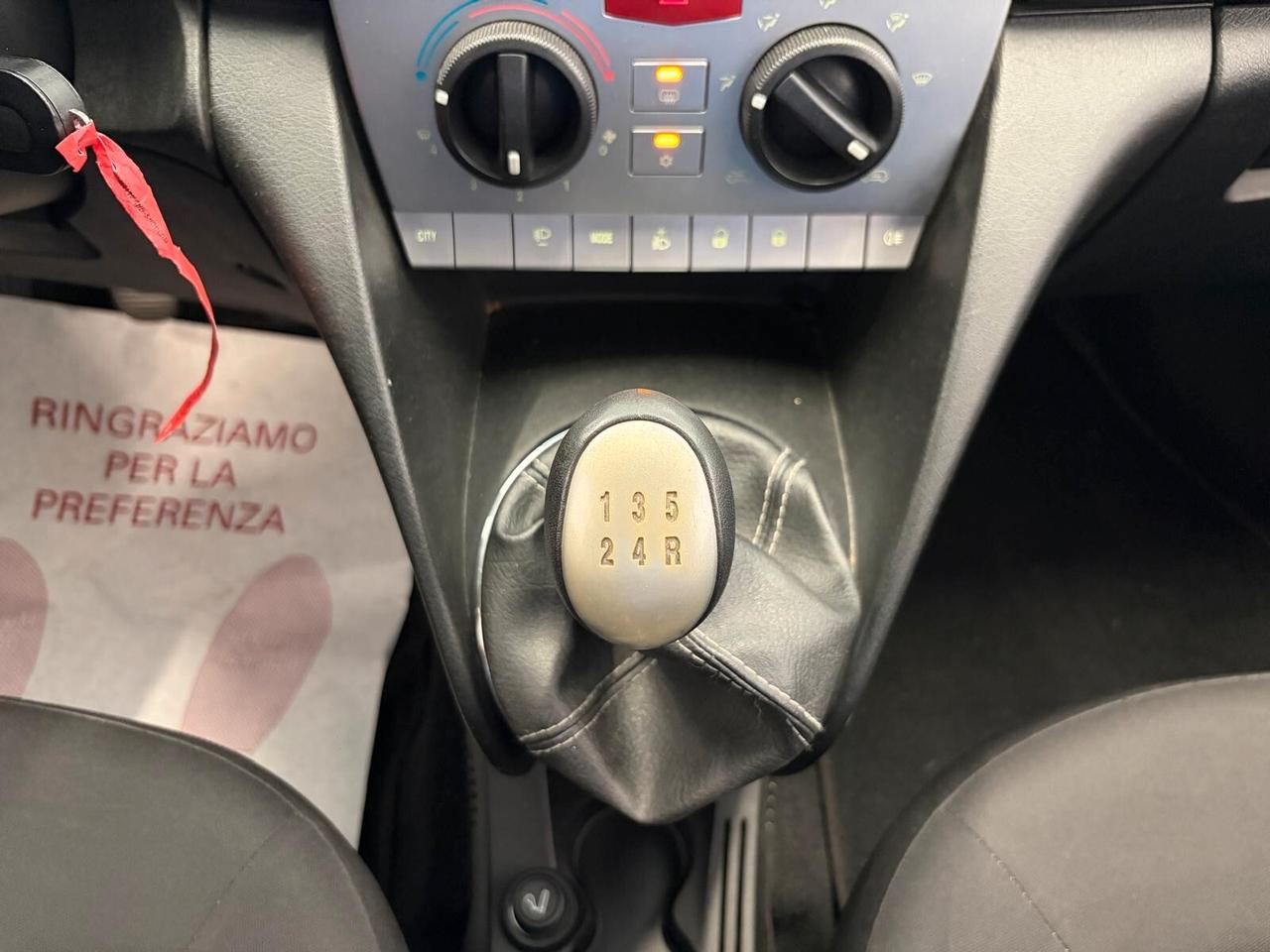 Lancia Ypsilon DIVA 1.2 EURO5 12 MESI DI GARANZIA