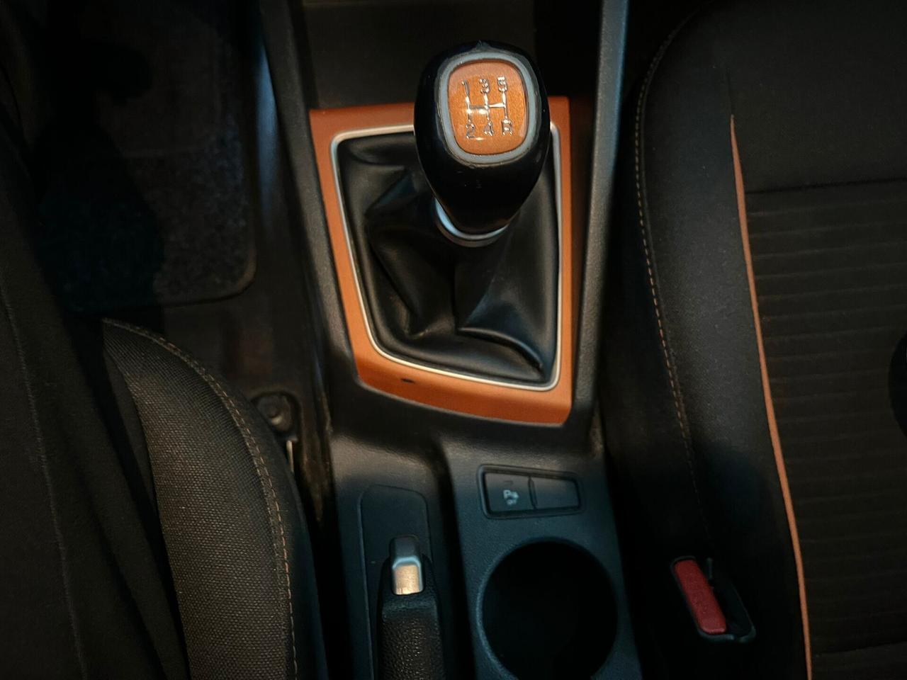 Hyundai i20 Coupé 1.2 3 porte Login