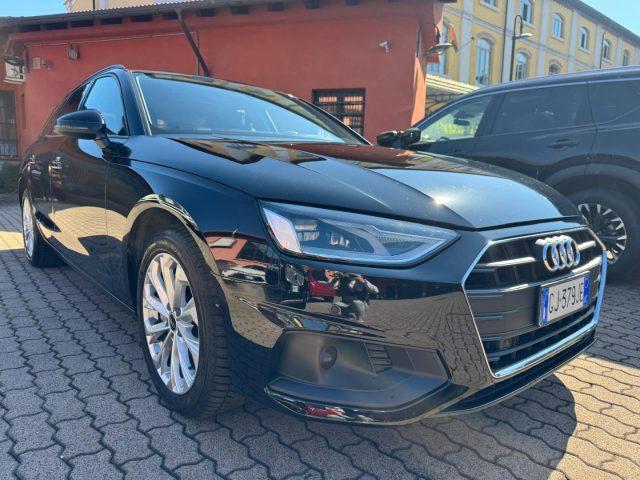 AUDI A4 Avant 40 TDI S tronic BUSINESS ADVANCED