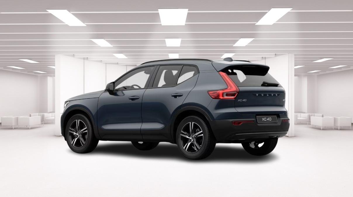 VOLVO Xc40 B3 Mild Hybrid Automatico Plus Dark