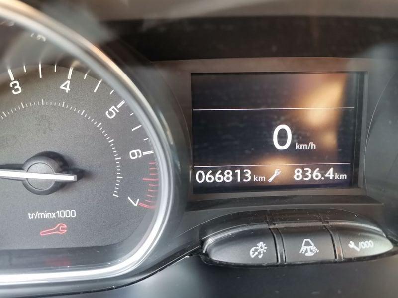 Peugeot 2008 1.2 PureTech 82cv Style