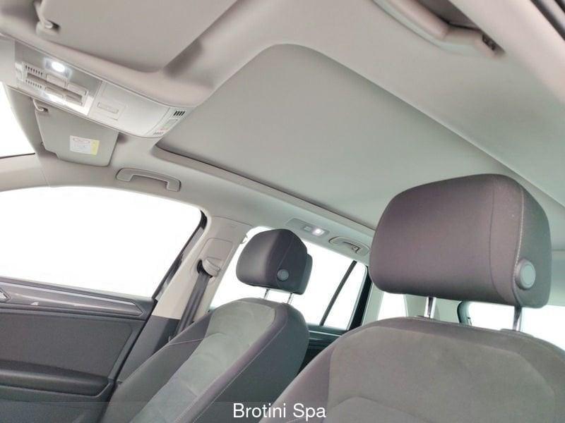 Volkswagen Tiguan 2.0 TDI SCR DSG 4MOTION Sport BlueMotion Tech.