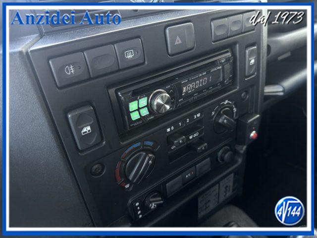 LAND ROVER Defender 90 2.2 TD4 Station Wagon E N1 2 posti
